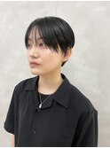 シンプルなショートヘア
