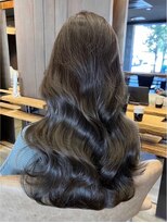 ロンド アンブル 四条烏丸(Lond ambre)&nbsp;中川智帆  レイヤーロング/顔周り/韓国/グレーベージュM