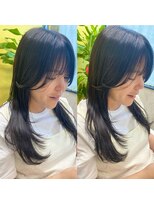 レプル(rEpLE)&nbsp;暗髪×ロングのレイヤースタイル