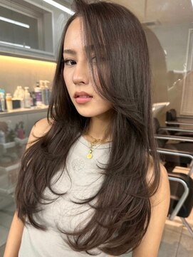 ラルガ 黒崎(Raruga) ハイライトカラーミルクティーベージュレイヤーカット