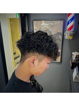 スタッグス バイ ダムディートーキョー 錦糸町(STUG'S By DAMDEE TOKYO) サーフカール/波巻きツイストスパイラル[錦糸町/理容室]