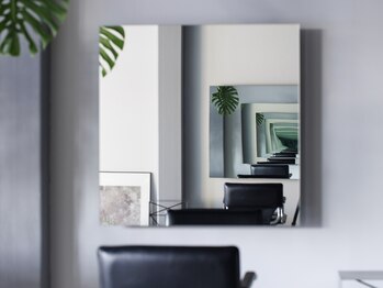 ワン(One)の写真/ゆったりとした居心地の良さが魅力のサロン♪ゆったりとした時間を過ごしながら理想のスタイルに変身☆