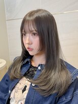 ミズチャーム(Ms.CHARM) レイヤーカット/顔まわりカット/オリーブグレージュ/外苑前