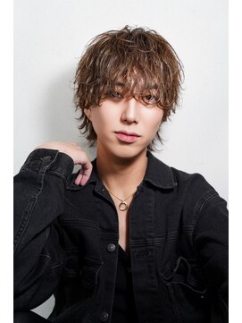 エン(EN) 三宮波巻きスパイラルパーマシャドウパーマメンズセンターパート