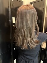 ローレン(LOREN)&nbsp;透明感髪質改善ベージュダブルカラーミルクティーグレージュ