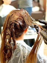 カットスタジオ トップヘアー