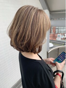 オーシャン(Ocean) [OCEAN Hair&Life藤原純] 白髪ぼかしハイライト×ベージュボブ☆