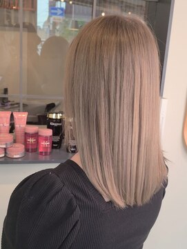 ブルーアンドカンパニー(BLUE&Co.) ミルクティベージュ☆