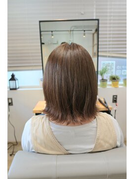 リムルヘアー(Rymlhair) 外ハネミディアム