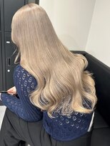 ベレーザ 渋谷(BELEZA)&nbsp;9298ミルクティーアッシュベージュハイトーンカラーワンホンヘア