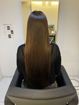 リーホリエ(Lee Horie) ハイダメージ毛に髪質改善ストレート