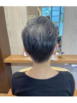 ヴィサージュクルー(VISAGE crew) タイトめデザイン×ベリーショート