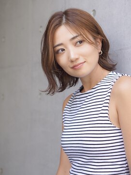 アーレント(AREND) 耳かけ外ハネミディ