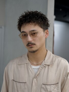 フィフス トウキョウ (fifth TOKYO) 渋谷スパイキーパーマスパイキーショート刈り上げショート