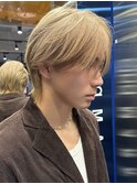 ホワイトブロンドメンズホワイトベージュカラー韓国風メンズヘア