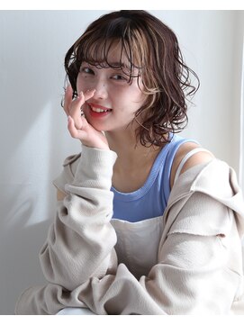 リッカテイル(Lycka till) ダークアッシュパーマ風コテ巻き1.20