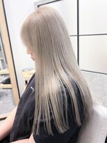 リノショアーズ 日本大通り店(RINOSHORES)&nbsp;"横浜日本大通り"『ホワイトベージュ、ホワイトグレージュ』