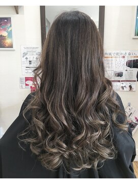 カナオア ヘアーデザイン(kanaoa hair design) ロンググレイッシュ