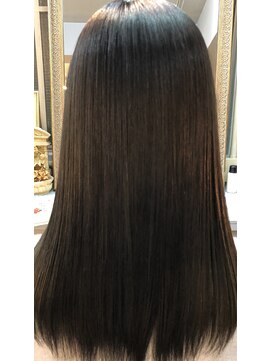 フィル(Fil HAIR and SPA) ミネコラ高濃度水素トリートメント