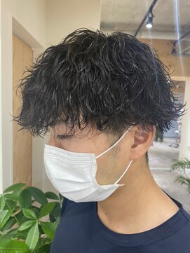 クオル 立川(QOL) 波巻きスパイラルパーママッシュショート無造作パーマ刈り上げ