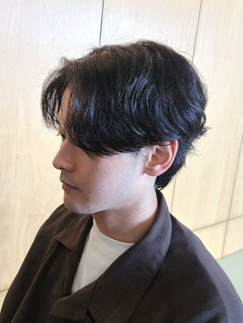 ニアウ 伊勢崎連取店(Niau) センターパートウルフニュアンスパーマ