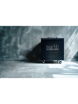 【全メニューにmarbb使用】頭皮の毛穴の奥まで入り込み、汚れを取り除き美髪へ導きます。