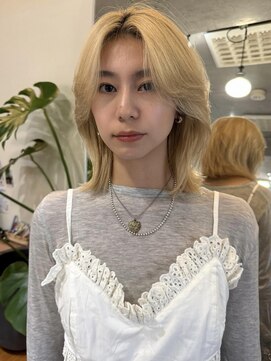 ナループロアボタン(Nalu pu loa BOTAN) 海外風レイヤーカット/重めレイヤー/バタフライカット