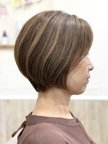 フルブルーム 東林間(fullbloom)&nbsp;ショートカット白髪ぼかしハイライトカラーケアブリーチ