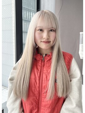 サロウィン(SALOWIN) ホワイトベージュ♪