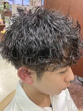 ヘアサロンナンバーワンクラブ上和田本店 波巻き