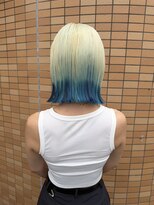 ヘアサロンナンバーワンクラブ上和田本店 ホワイトシルバー×ブルーグラデーションボブ