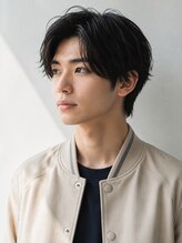 カッコよくなるならデバイスへ！男性のお客様も多数ご来店！シンプルな内装なので男性も通いやすいサロン！