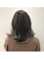 ベルクープス 天王寺店(Belle Coupes) 【ベルクープス天王寺】川島あずさミディアムボブアッシュグレー