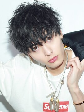 リップス 池袋(LIPPS) スパイラルツイストパーマソフトツーブロック刈り上げ