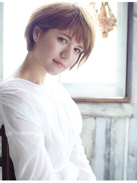 アトリエMAI 北千住 【北千住美容室アトリエMAI】眉上バング　耳かけショートボブ