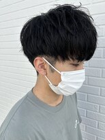 ヒュイル バイ ニアウ(Hwyl by Niau) メンズマッシュパーマスパイラルパーマニュアンスパーマフェード