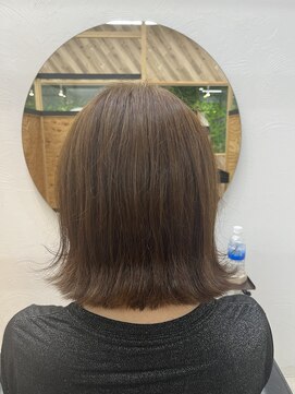 エヌ 北千住(N) 明るめオリーブベージュ！！