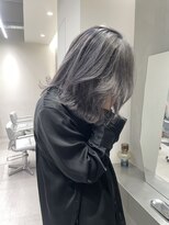 ソル 栄矢場町(SOL) グレーカラー/シルバーカラー/くびれミディ/ブルーシルバー