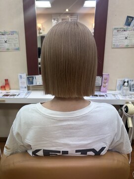 パルティール(Partir) 切りっぱなしボブ×ミルクティーブロンド