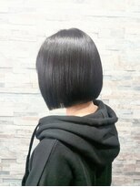 ヴィソップ(V.S.O.P)&nbsp;【30代】【カット】大人女性のシャープな切り放しボブ
