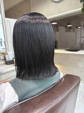 ハナビ(hanabi) 30代/髪質改善カラー/明るい白髪染め/外ハネ/髪質改善縮毛矯正
