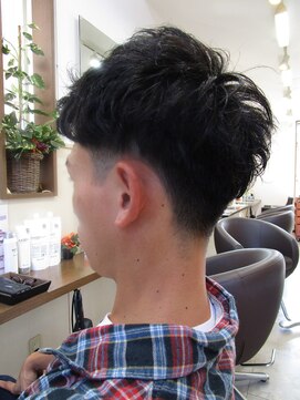 コアフィールフィス(COIFFURE fils) 【見附・今町】ツーブロ ニュアンスパーマ