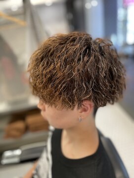 リプレイ 草津店(RIPLAY) ダークアッシュ/アッシュブラック/カルマパーマ/ベリーショート