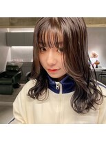 リール(rire)&nbsp;デザインカラーレイヤーカットウェットヘア夏オリーブベージュ