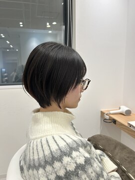 アドラーブル ココロ 新潟(adorable CoCoLo) 小顔効果丸みショート