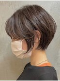 金沢八景ショートボブ丸みショートイルミナカラー顔周りレイヤー