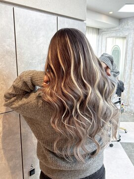 ガルボヘアー 心斎橋店(garbohair) 心斎橋×ハイライト×ギャル×ロング