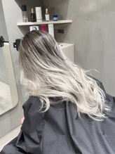 コスモス 町田(COSMOS)&nbsp;ホワイトバレイヤージュカラー/シャドールーツ