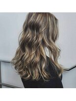 マハナ(Mahana by hair)&nbsp;ブロンドカラー海外ヘア［鎌倉駅］