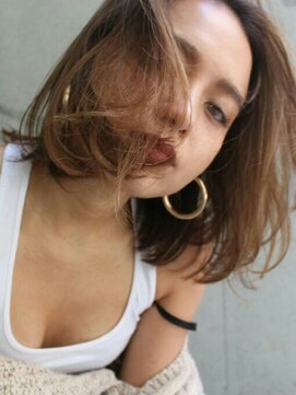 ソルトウォーター(SALT WATER) 外国人風グレージュロブ